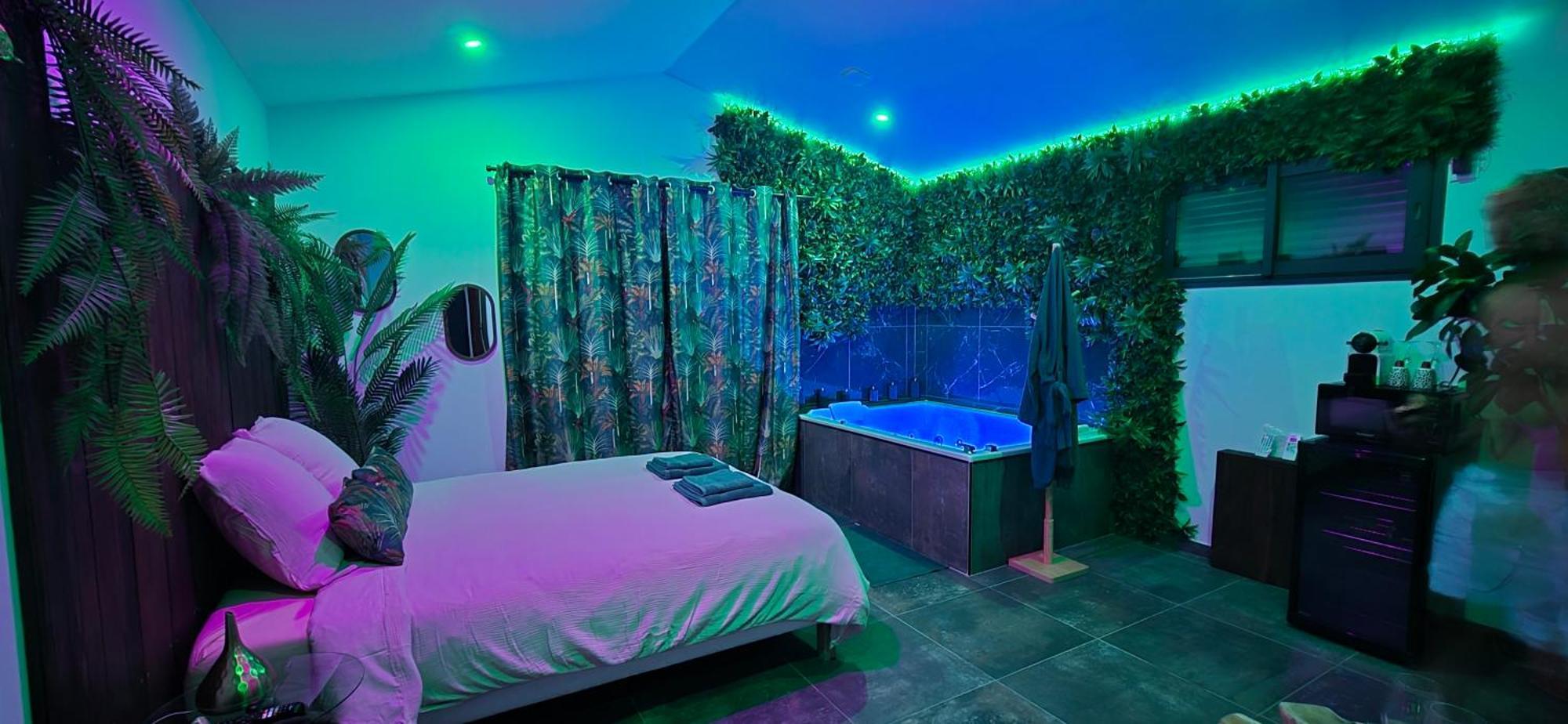 La Jungle Room Rognac Ngoại thất bức ảnh